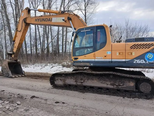 Hyundai R260 Экскаватор, фото 5