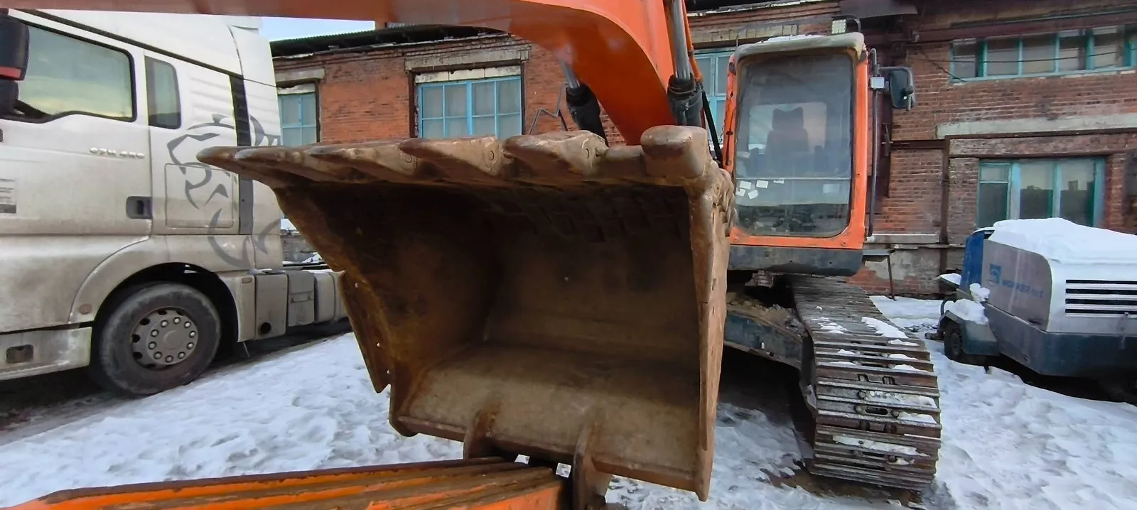 Doosan DX360 Экскаватор, фото 2