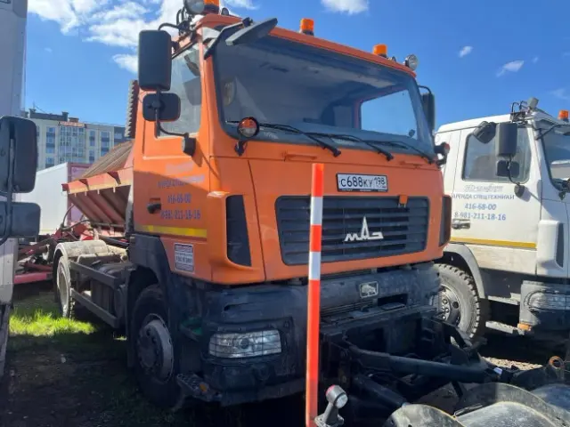 МАЗ 534025