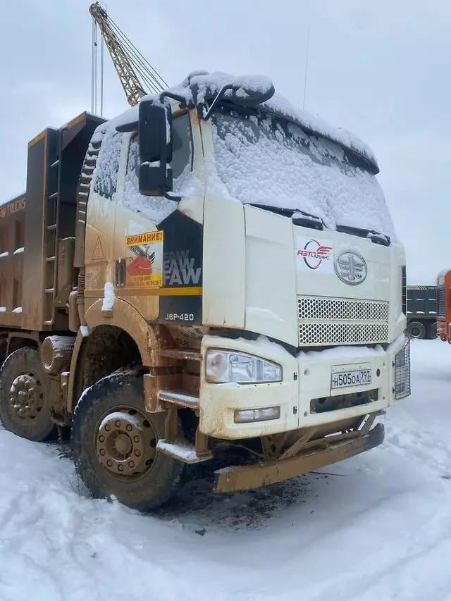 FAW CA 3310 8x4 Самосвал, фото 2