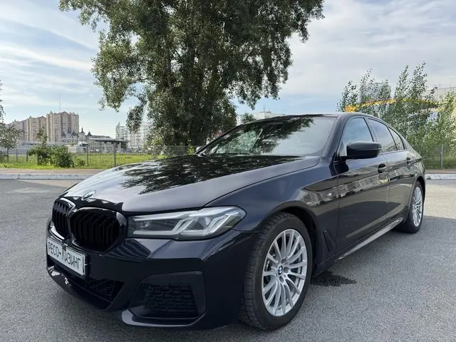 BMW 530