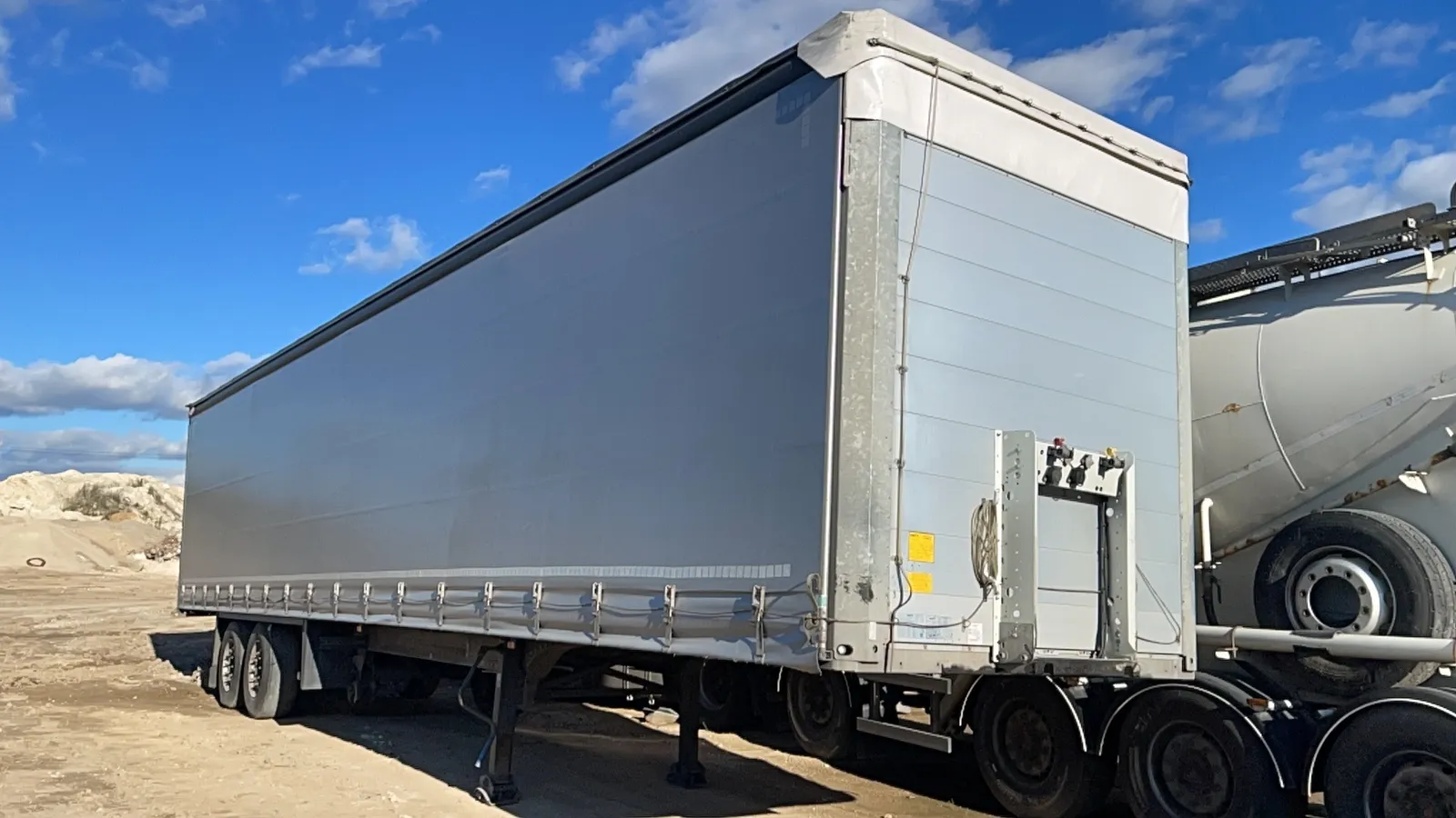 Schmitz Cargobull SCS Полуприцеп шторный, фото 2