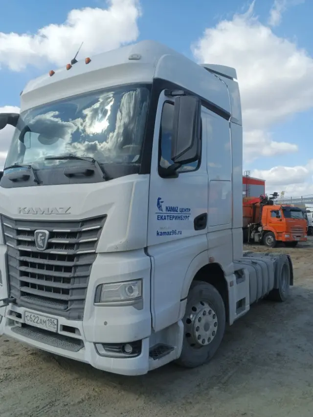 КАМАЗ 54901