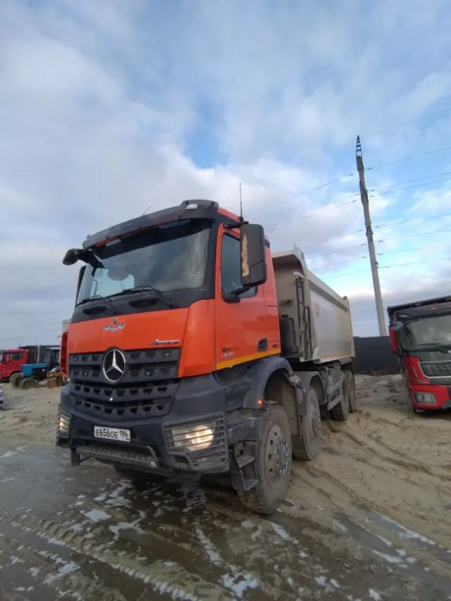 Mercedes-Benz Arocs