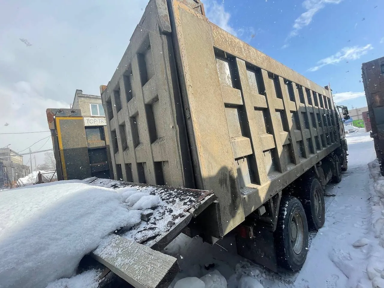 FAW J6 8x4 Самосвал, фото 5