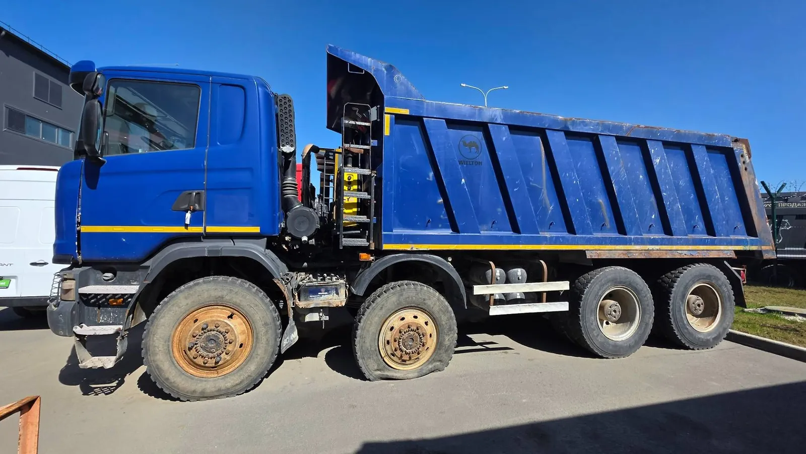 Scania G 8x4 Самосвал, фото 5