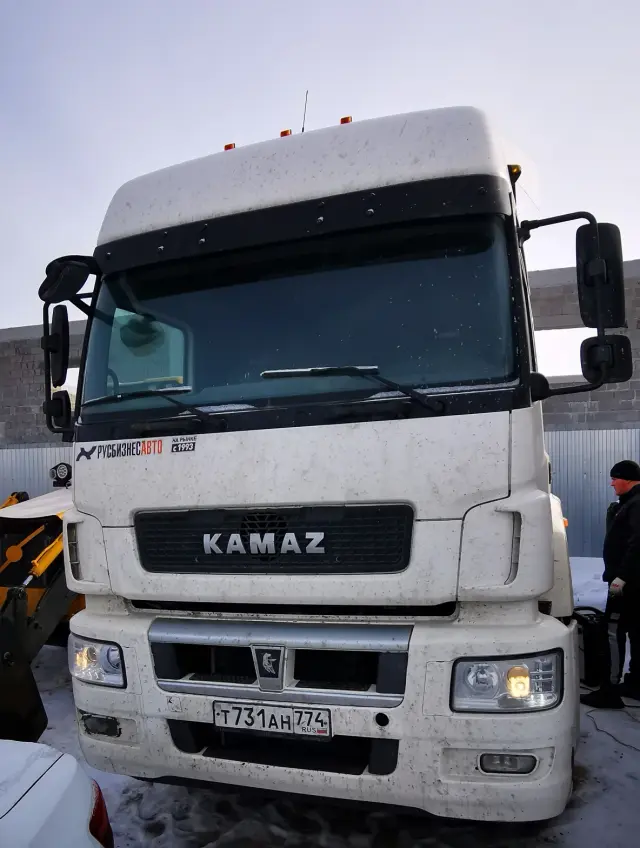 КАМАЗ 65209