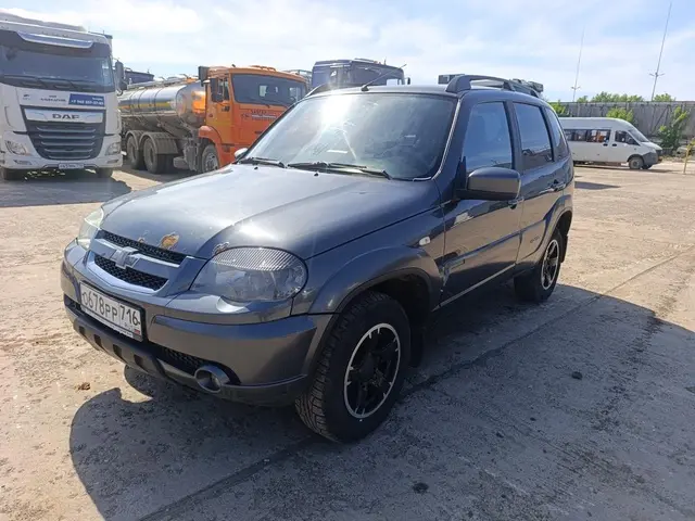 CHEVROLET NIVA