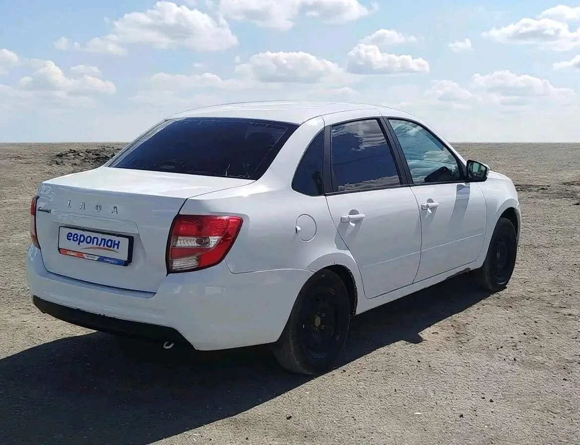 LADA Granta седан Классик 23 Кондиционер 1.6 90 л.с. МТ, фото 3