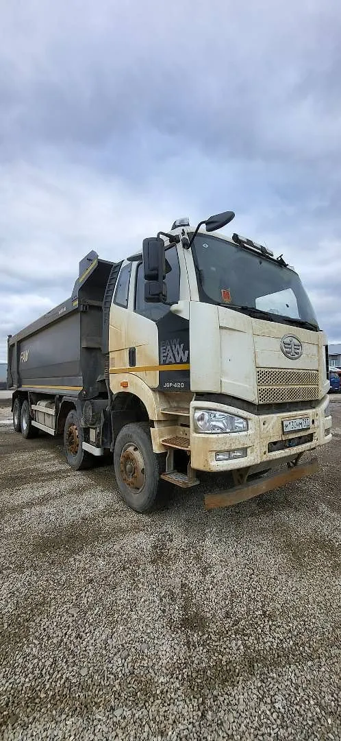 FAW CA 3310 8x4 Самосвал, фото 2