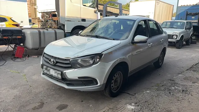 LADA Granta седан
