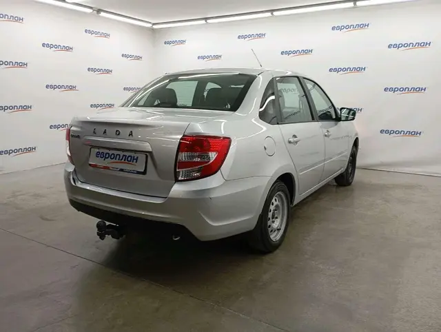 LADA Granta седан Классик 24 Кондиционер 1.6 90 л.с. МТ, фото 3