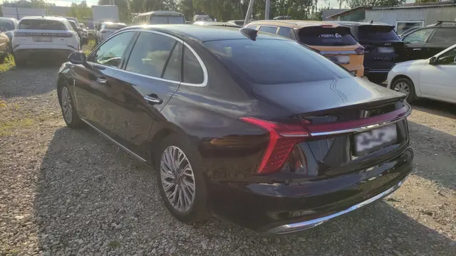 Hongqi H5, фото 4