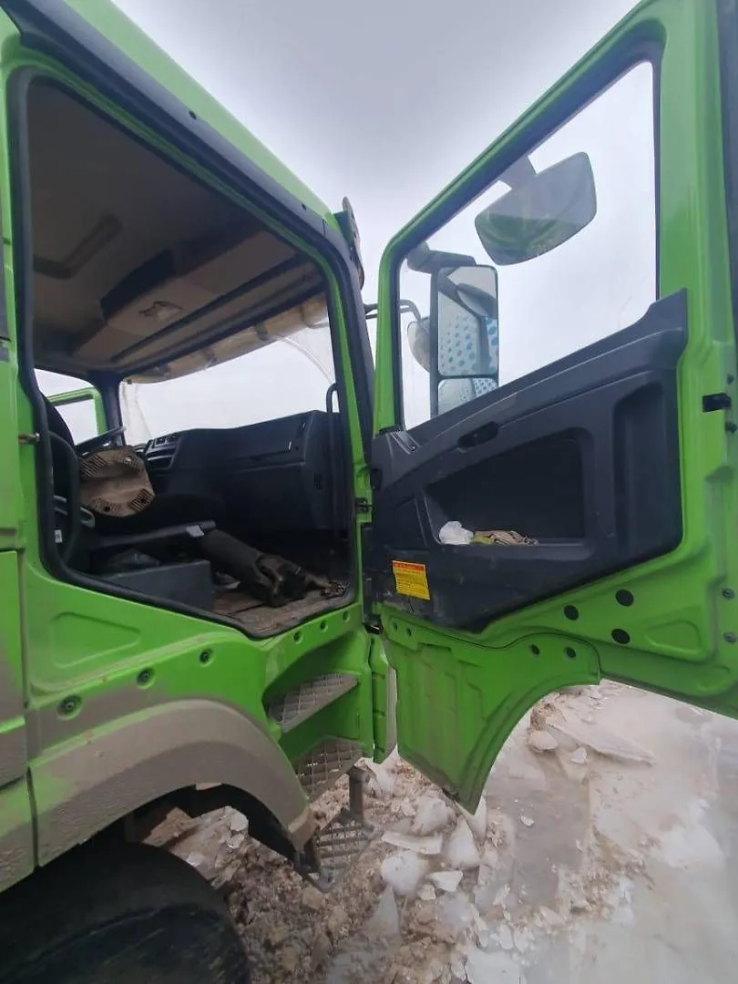 Shacman SX* 8x4 Самосвал, фото 4