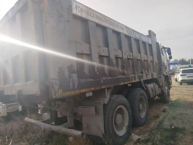 FAW J6 6x6 Самосвал, фото 4