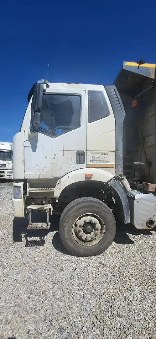 FAW J6 8x4 Самосвал, фото 4