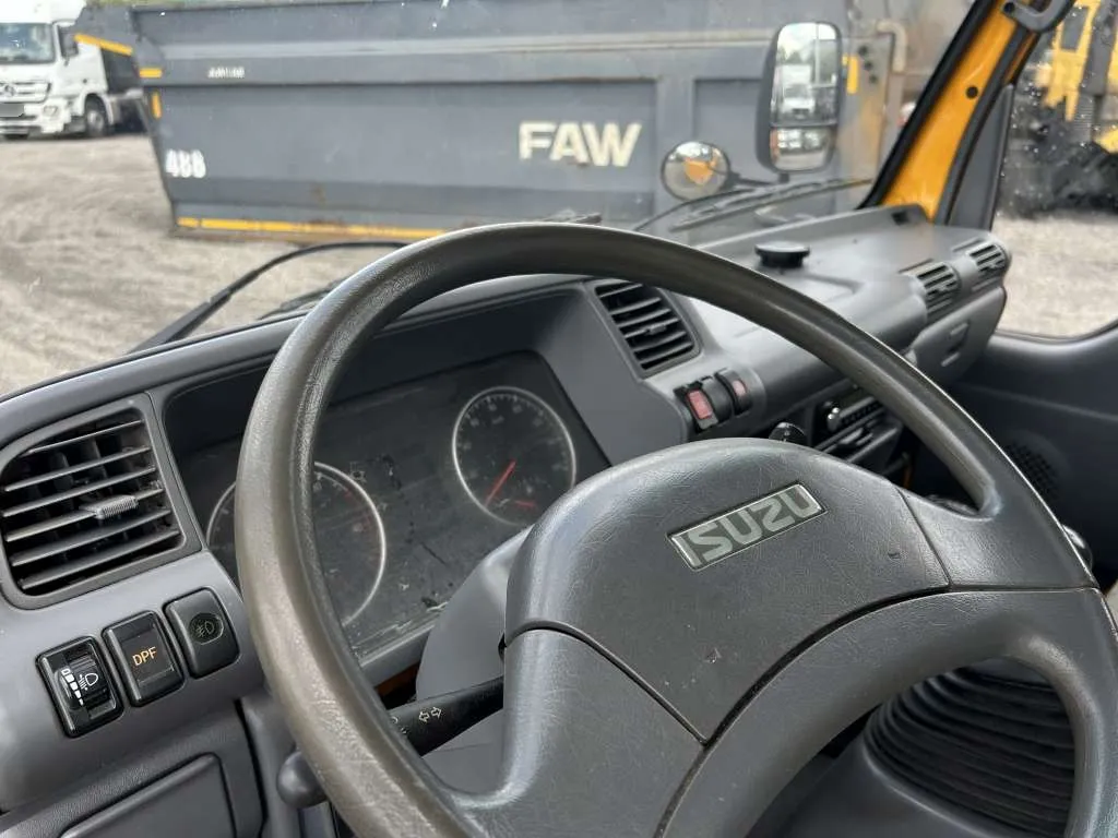 ISUZU YAD* 4x2 Автовышка, фото 5