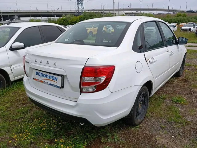 LADA Granta седан Классик 23 Кондиционер 1.6 90 л.с. МТ, фото 3