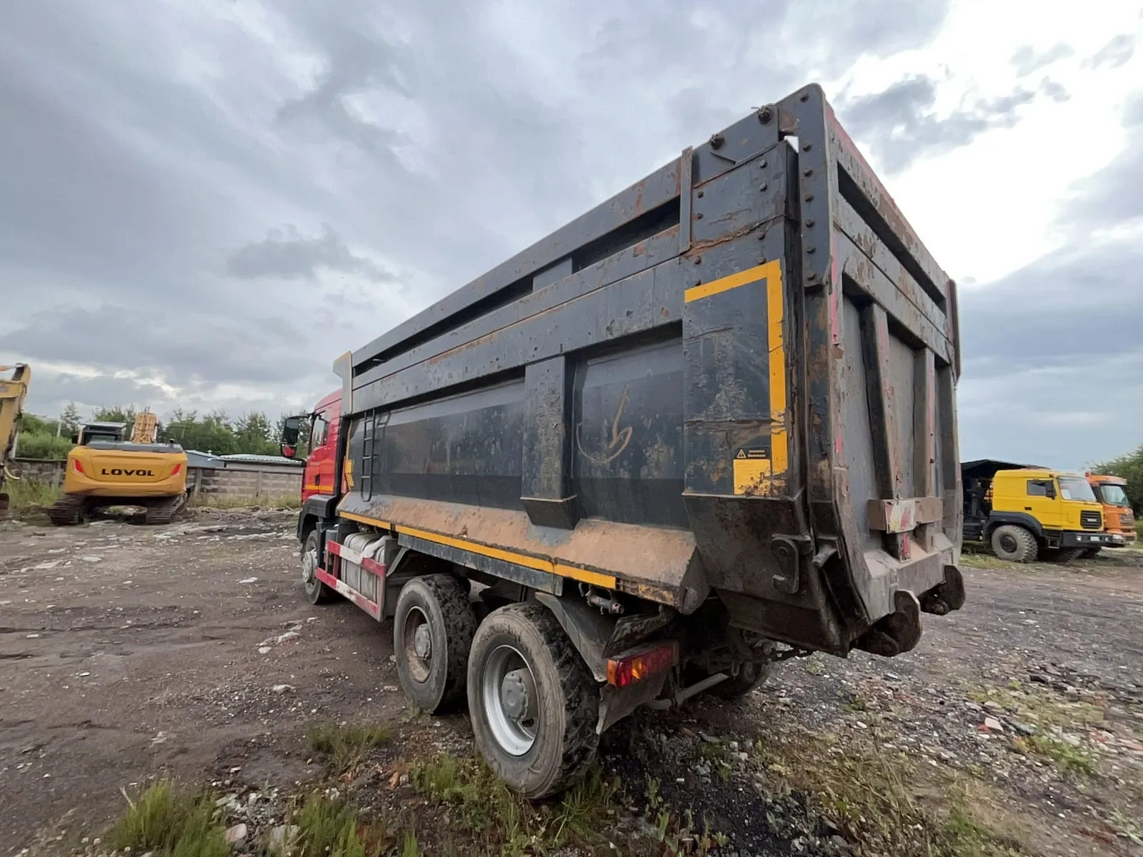 HOWO T5G 6x4 Самосвал, фото 4