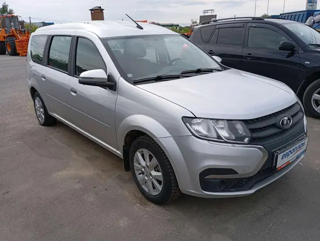 LADA Largus универсал Классик Плюс 5 мест 1.6 90 л.с. МТ, фото 2