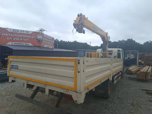 FAW Tiger V 4x2 Бортовой с КМУ, фото 5