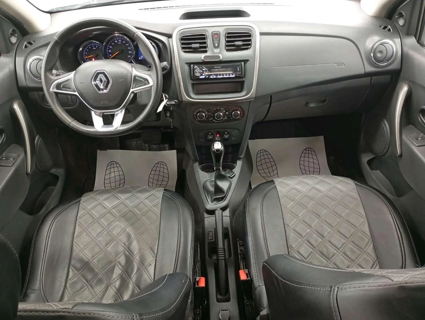 Renault Logan, фото 5