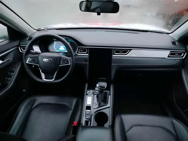 JAC J7 Люкс 1.5 Вариатор, фото 5
