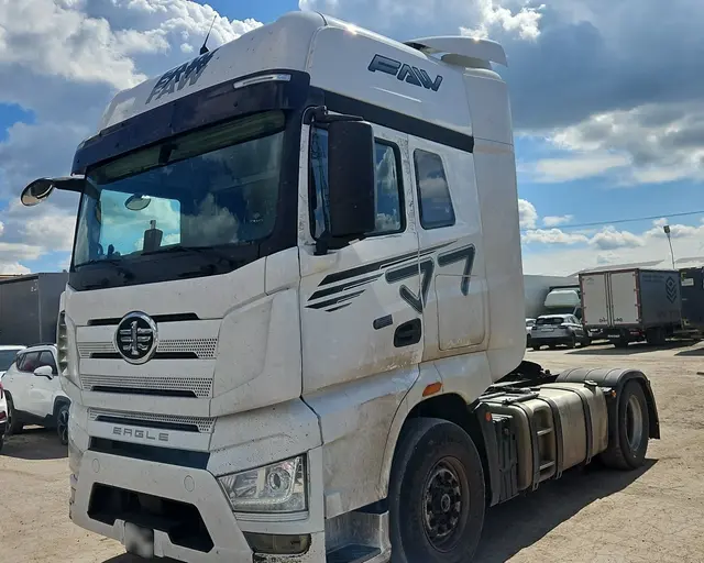 FAW CA 4180 4x2 Седельный тягач