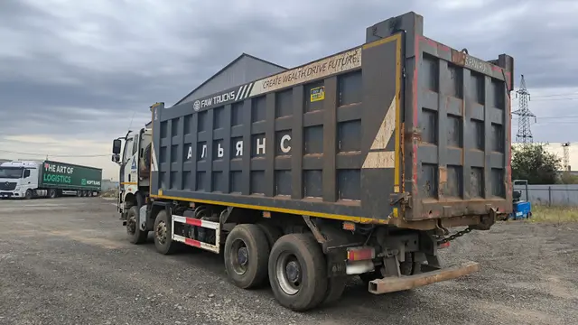 FAW J6 8x4 Самосвал, фото 4