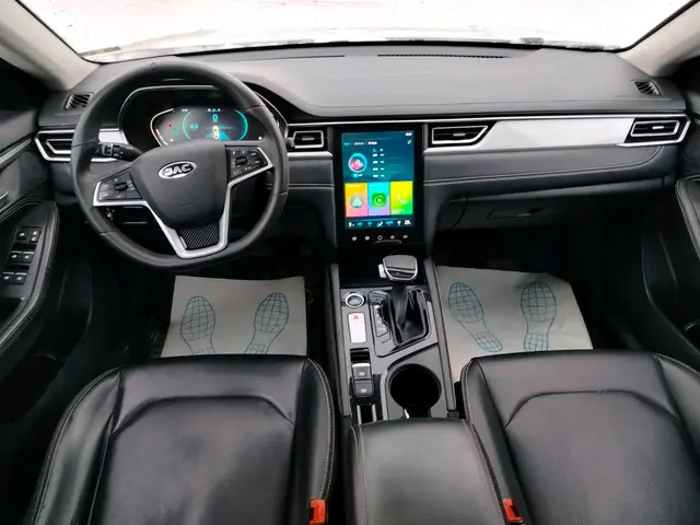 JAC J7 Люкс 1.5 Вариатор, фото 5