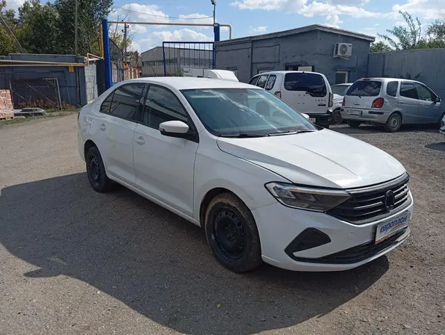 Volkswagen Polo Респект 1.6 90 л.с. МТ, фото 2