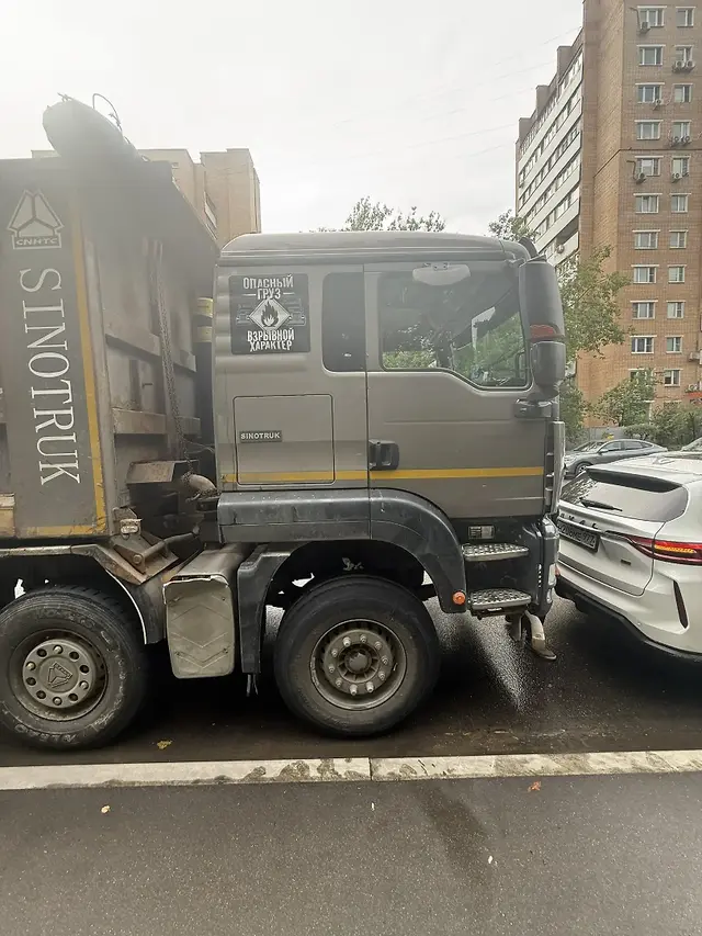 HOWO T5G 8x4 Самосвал, фото 2