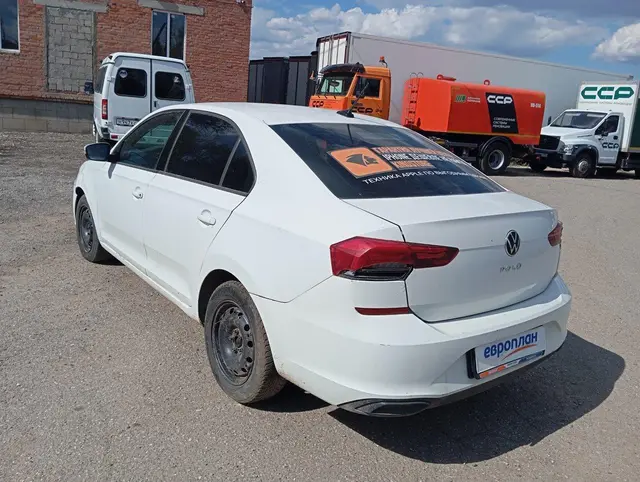 Volkswagen Polo Респект 1.6 90 л.с. МТ, фото 4