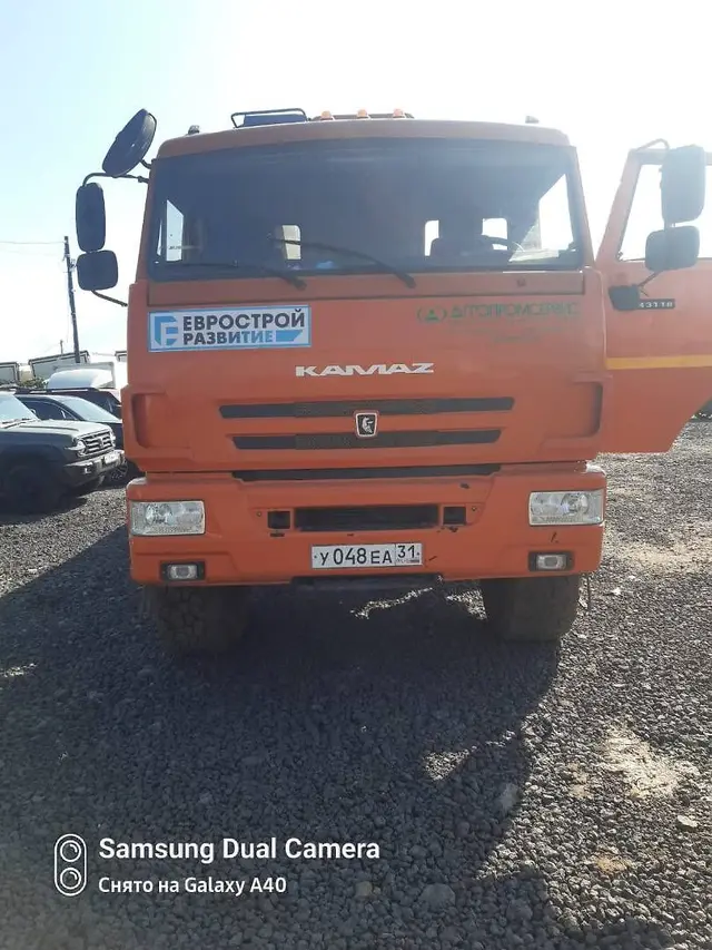 КАМАЗ 43118 6x6 Бортовой с КМУ