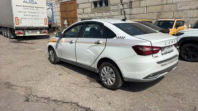 LADA Vesta седан, фото 4