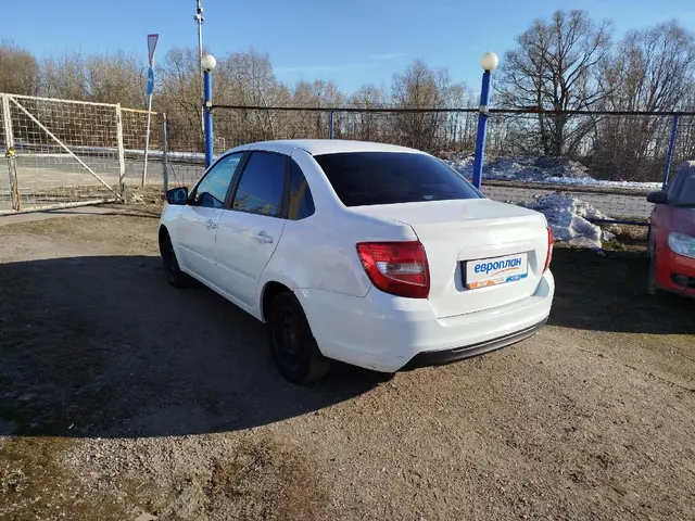 LADA Granta седан Классик 24 Кондиционер 1.6 90 л.с. МТ, фото 4