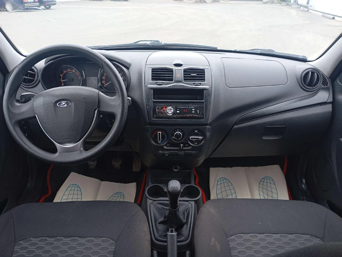 LADA Granta седан Классик 24 Кондиционер 1.6 90 л.с. МТ, фото 5