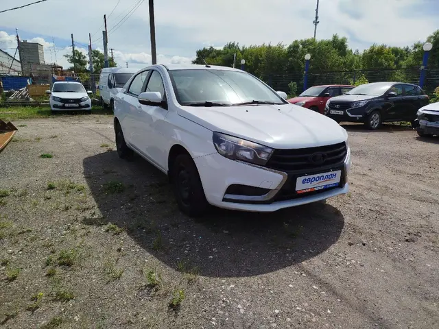 LADA Vesta седан 1.6 Comfort Optima, фото 2