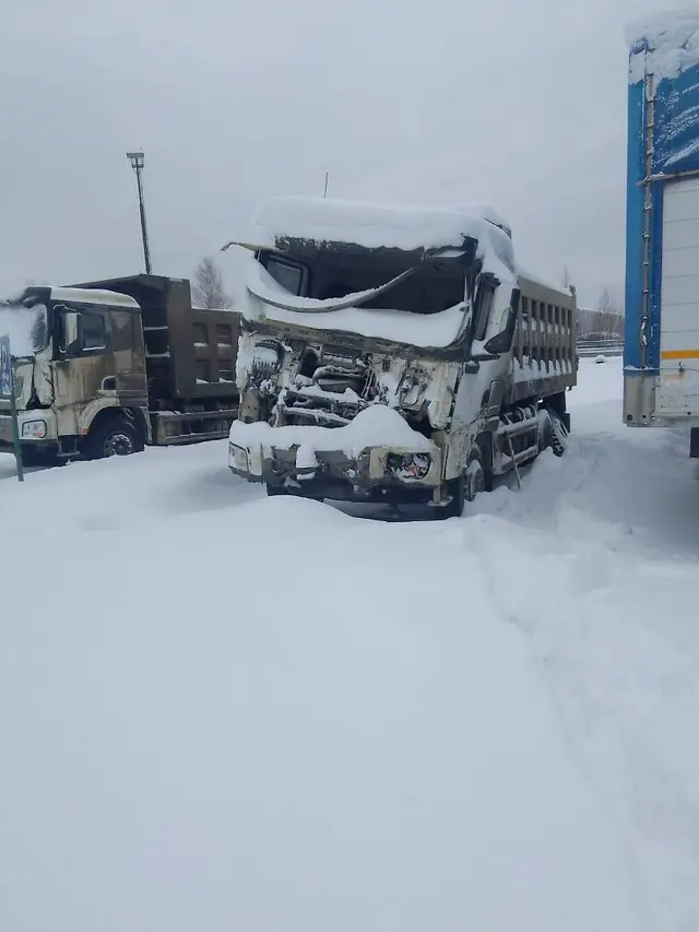 Shacman SX* 6x4 Самосвал