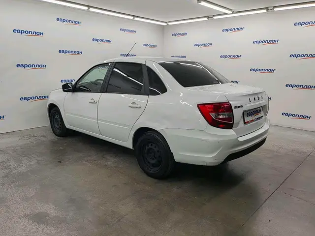 LADA Granta седан Классик 23 Кондиционер 1.6 90 л.с. МТ, фото 4