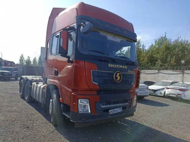 Shacman SX42584V324