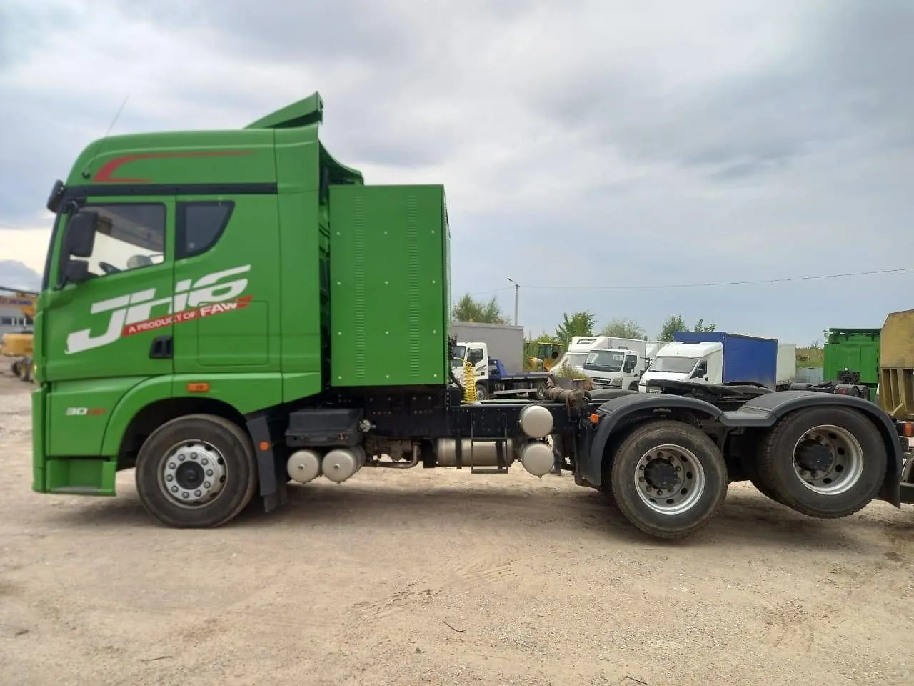 FAW JH6 6x4 Седельный тягач, фото 3