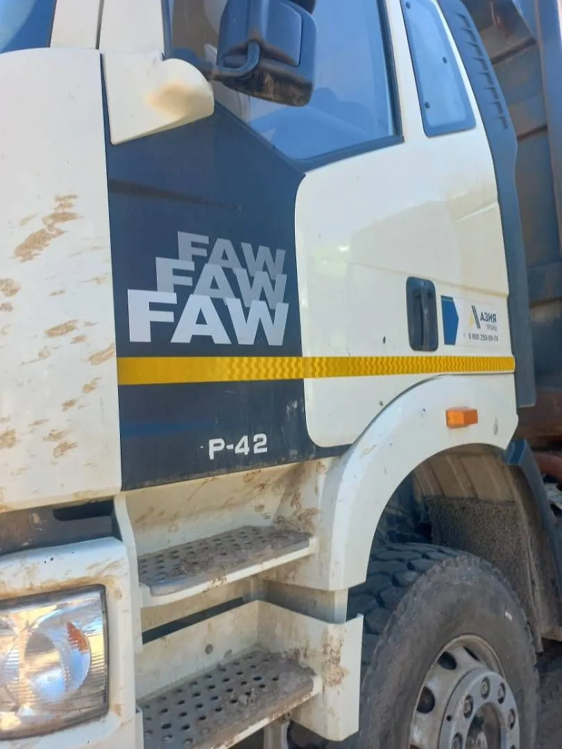 FAW J6 8x4 Самосвал, фото 3