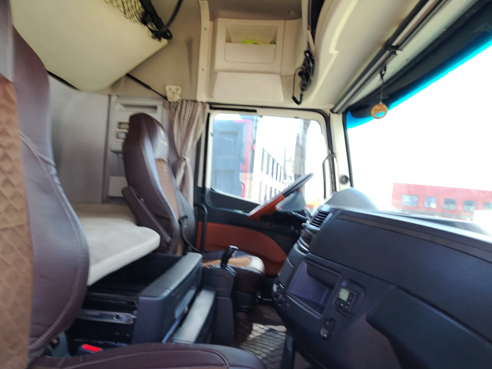 Foton AUMAN 4x2 Седельный тягач, фото 5