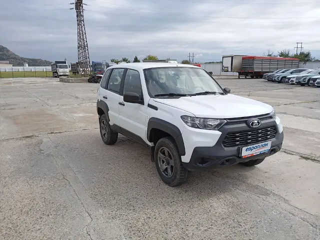 LADA Niva Travel Комфорт 1.7 80 л.с. МТ, фото 2