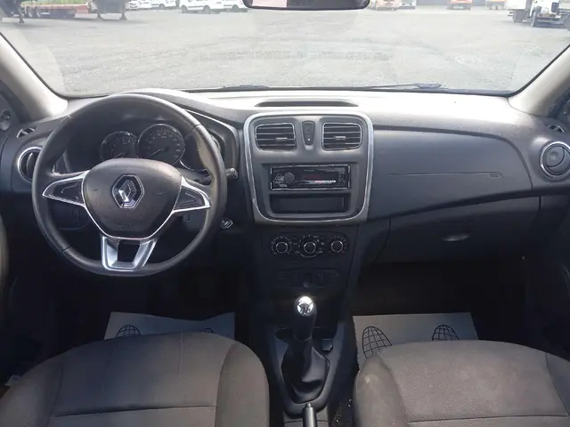 Renault Logan Stepway 1.6 Life, фото 5