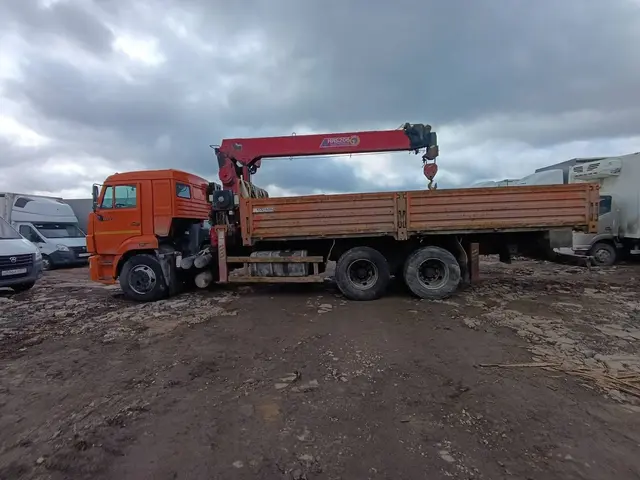 КАМАЗ 65115 6x4 Бортовой с КМУ