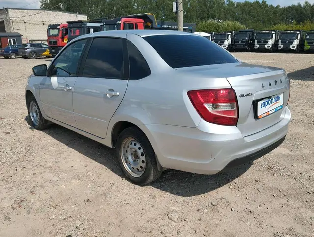 LADA Granta седан Классик 22 Кондиционер Оптима 1.6 90 л.с. МТ, фото 4