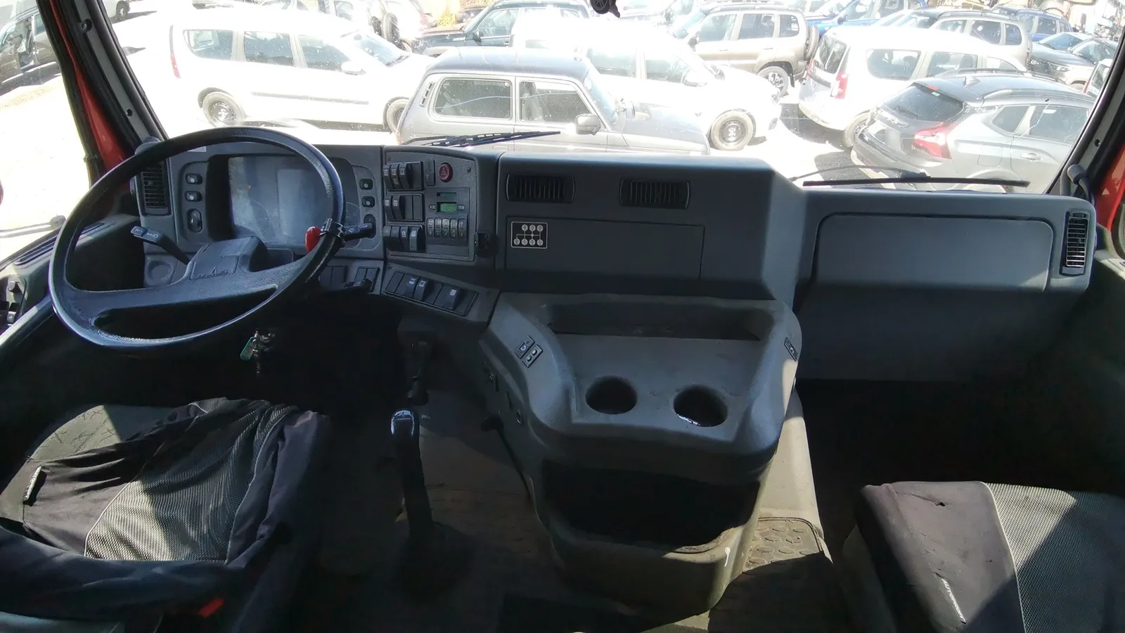 МАЗ 6501* 6x4 Самосвал, фото 5