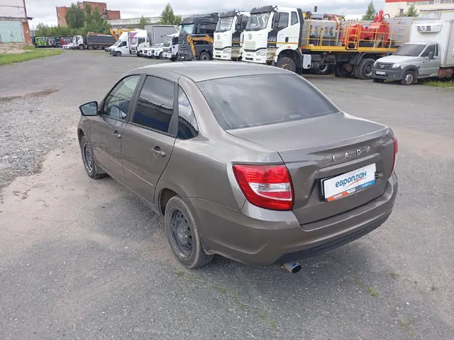 LADA Granta седан Классик 24 Кондиционер 1.6 90 л.с. МТ, фото 4